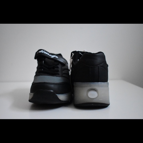 Skate shoes light up - Picture 7 of 16